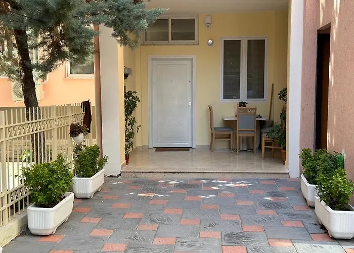 S&f Centre Apartment *