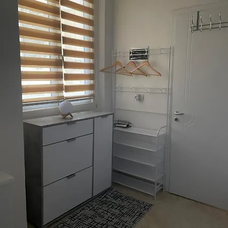 S&f Centre דירה